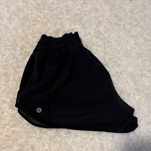 Lululemon Black hotty hot shorts